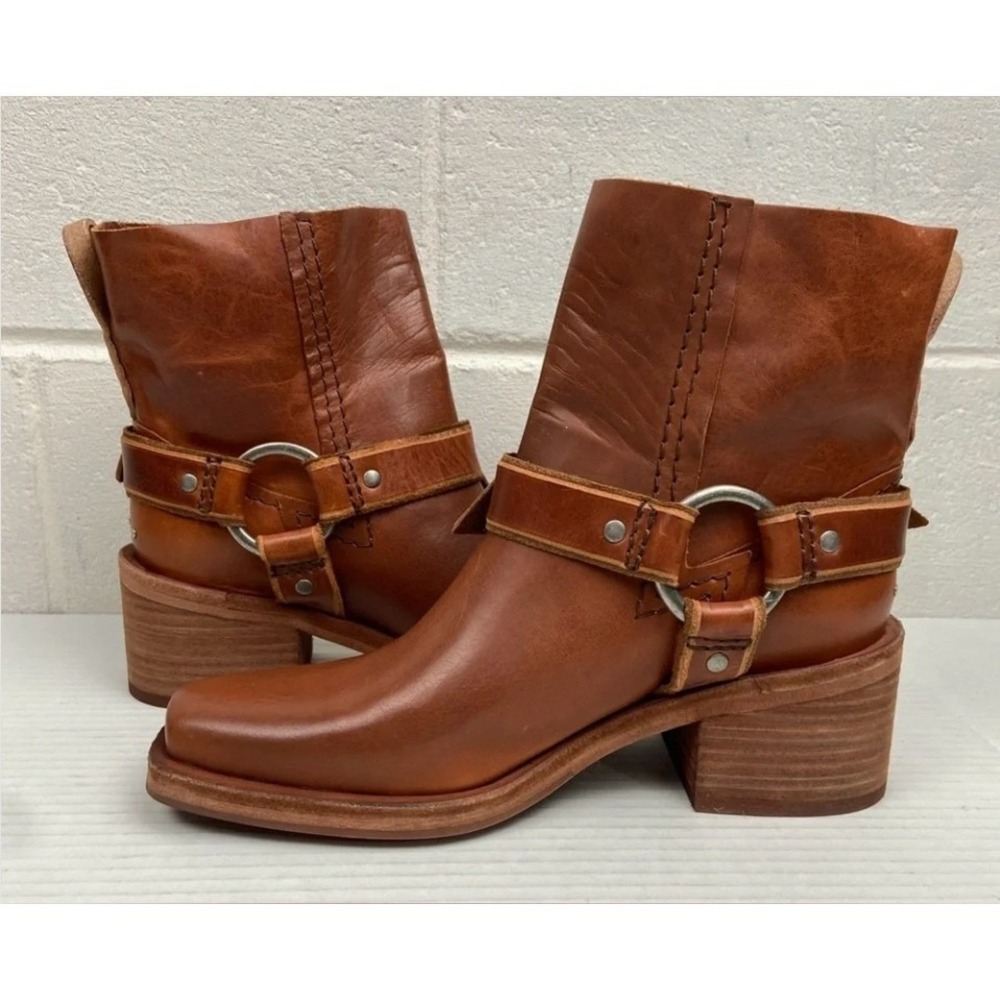 Free People We The Free Briggs Crop Rider Ankle Boots 10 Tan Brown Leather NEW